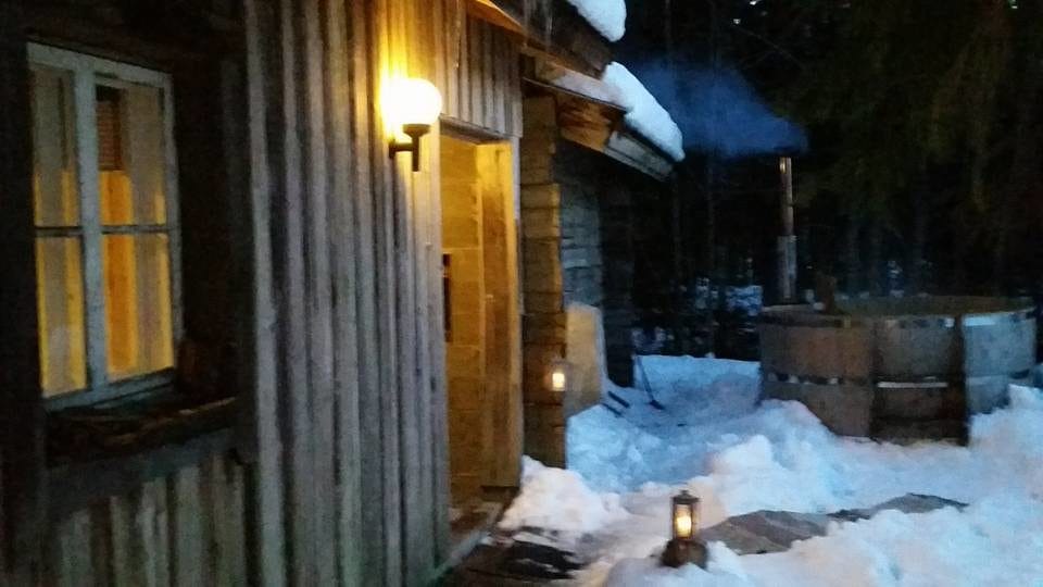 sauna-talvi.jpg sauna-talvi.jpg
